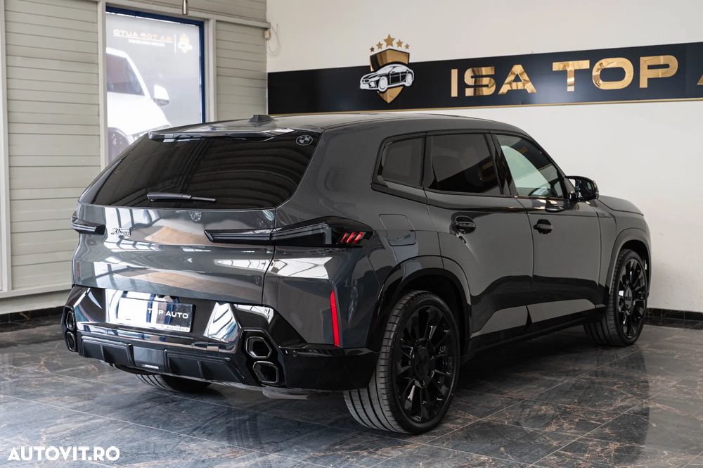 BMW XM 50e - 4