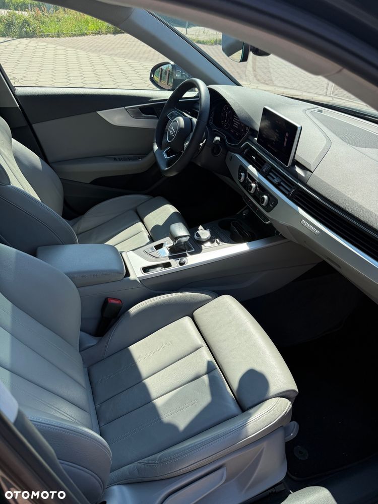 Audi A4 Allroad - 37
