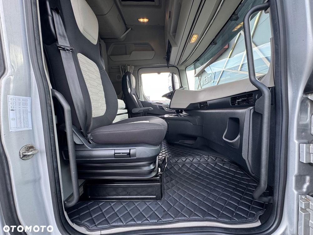 Ford F-MAX - 6