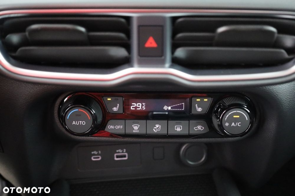 Nissan Juke 1.0 DIG-T Acenta DCT - 12