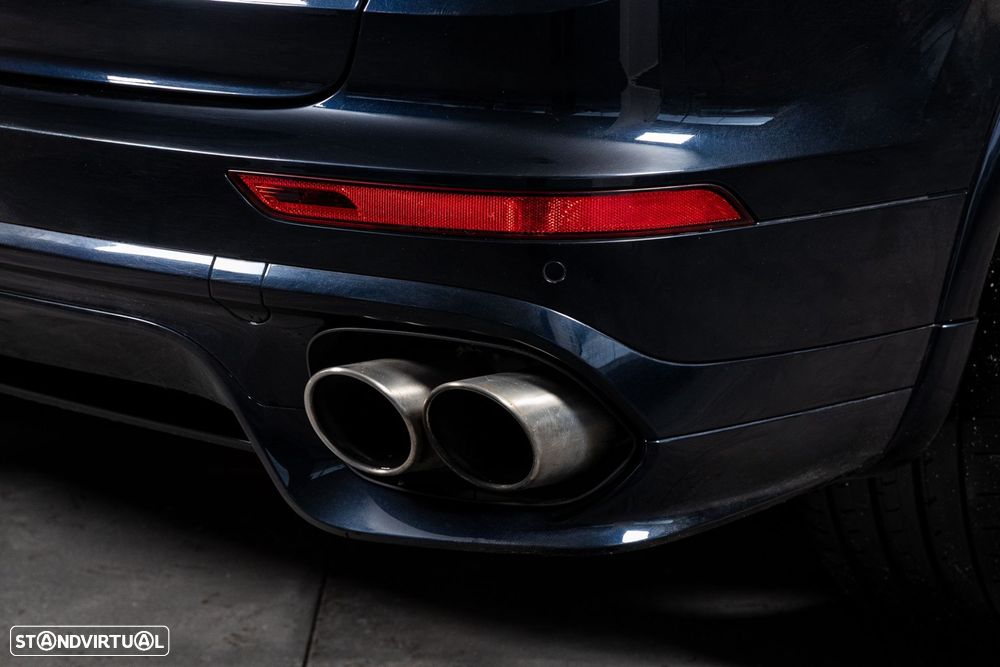 Porsche Cayenne S E-Hybrid - 10