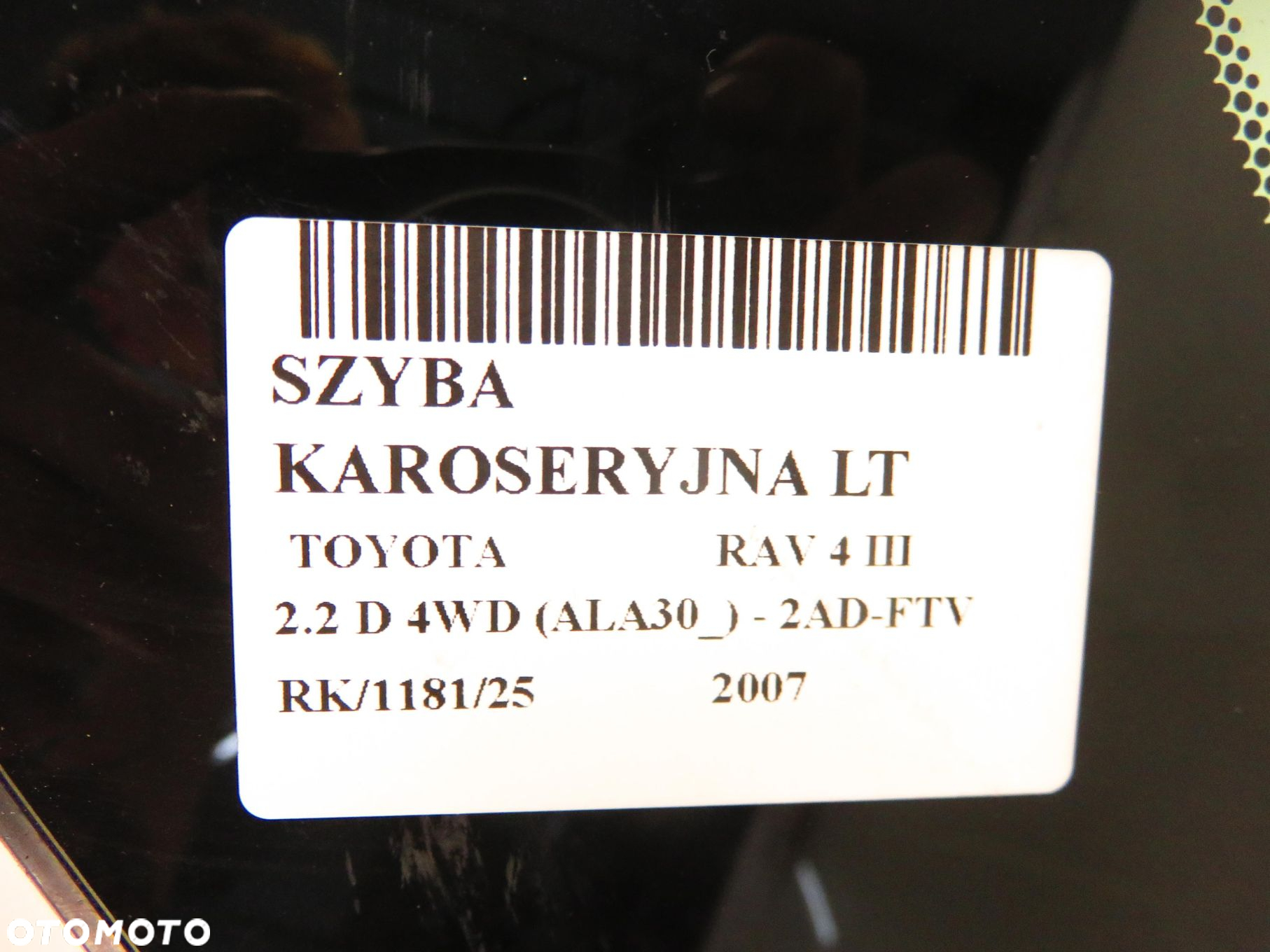 SZYBA KAROSERYJNA LEWA TYLNA TOYOTA RAV 4 III  SUV - 5