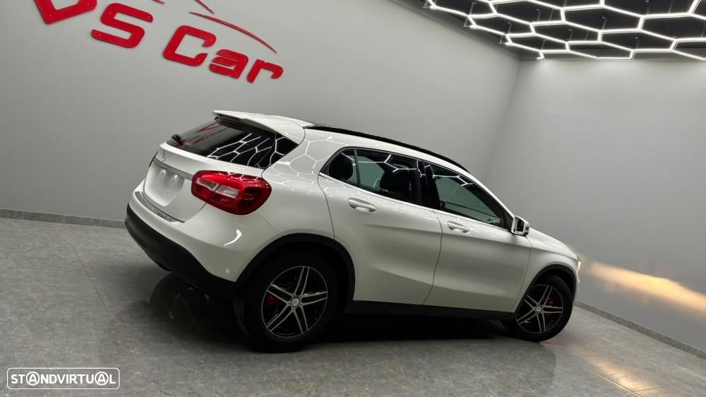 Mercedes-Benz GLA 180 (CDI) d 7G-DCT Urban - 38
