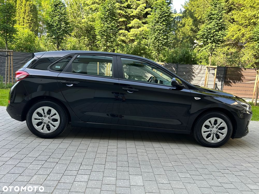 Hyundai i30 1.5 DPI Modern - 38