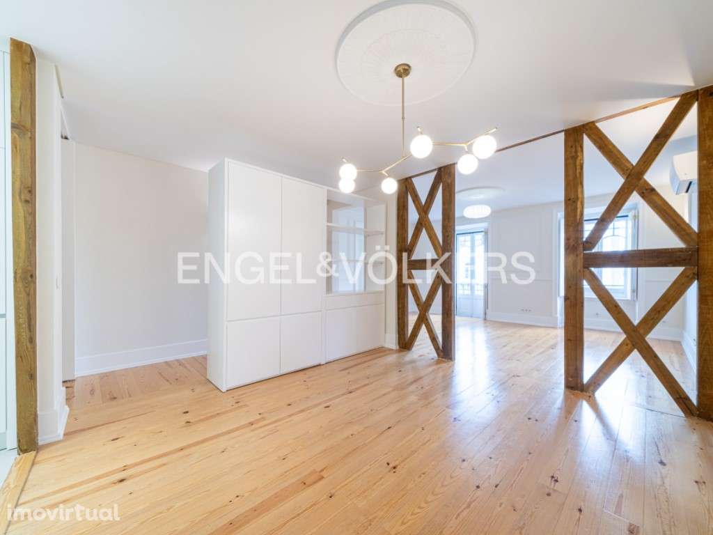 T4 remodelado com charme histórico junto ao El Corte Inglês - Grande imagem: 4/33