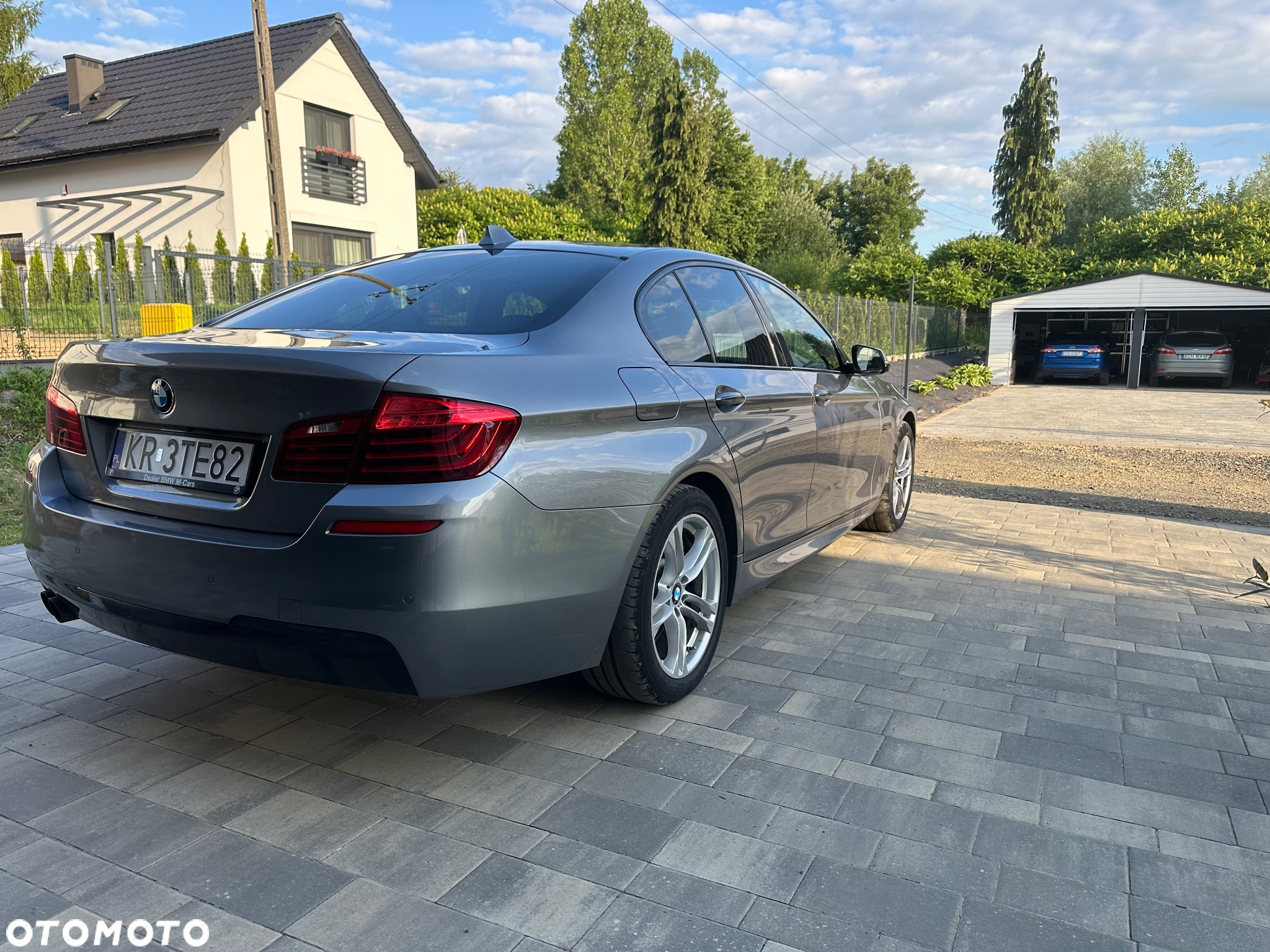 BMW Seria 5 528i xDrive - 18