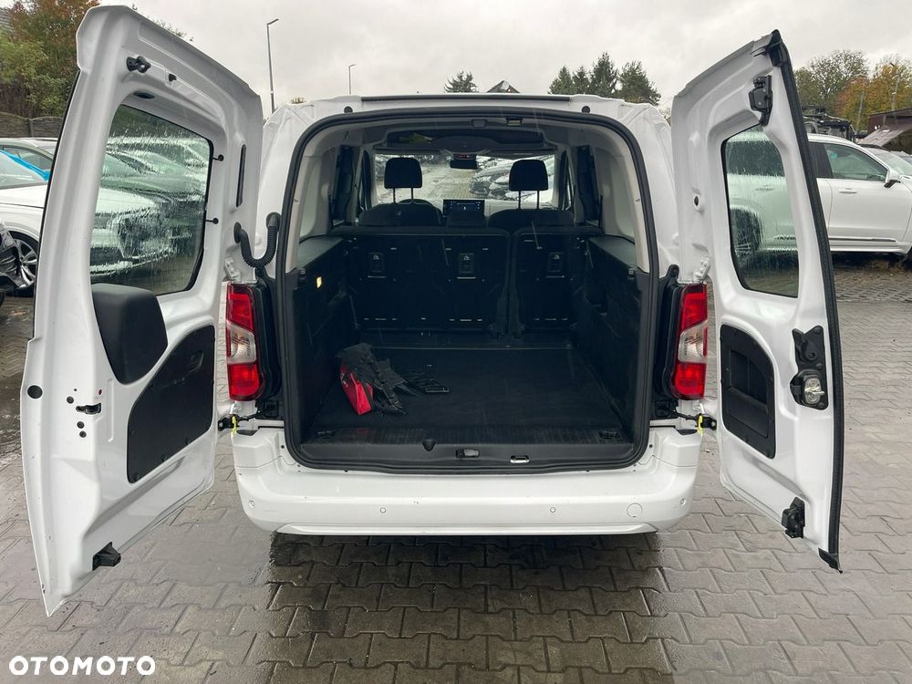 Toyota Proace City Verso 2024 photo 3