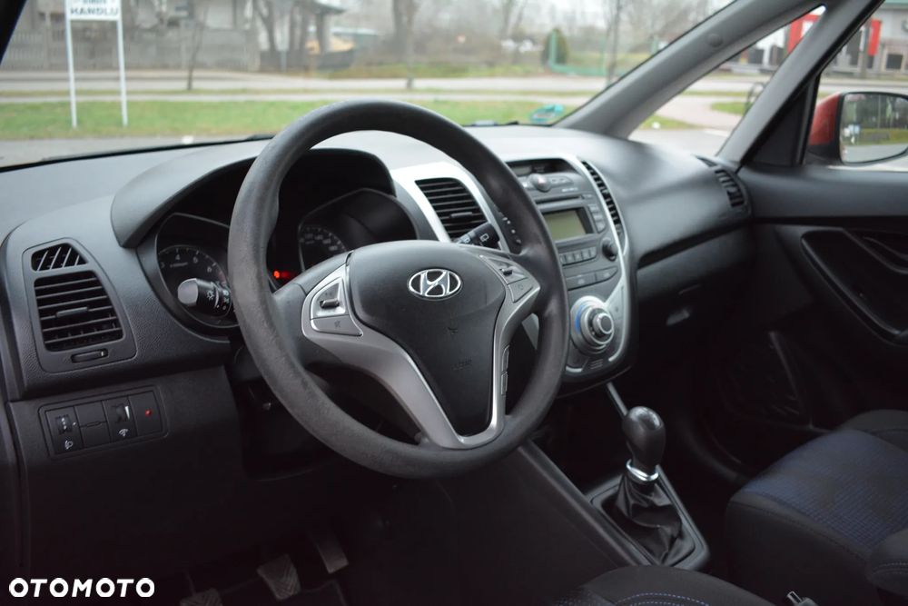 Hyundai ix20 - 24