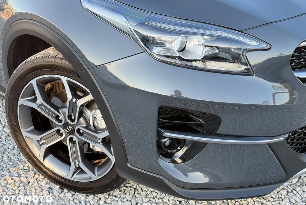 Kia XCeed 1.4 T-GDI L Business Line - 28