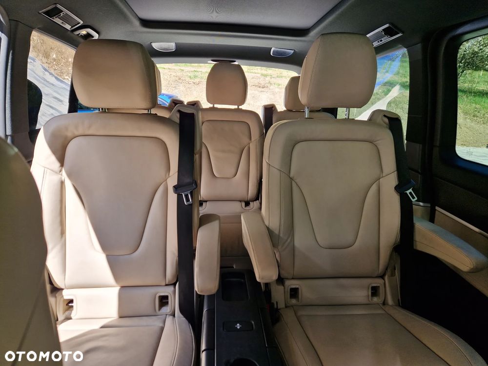 Mercedes-Benz Klasa V 300 d 4-Matic Avantgarde 9G-Tronic (d³ugi) - 19