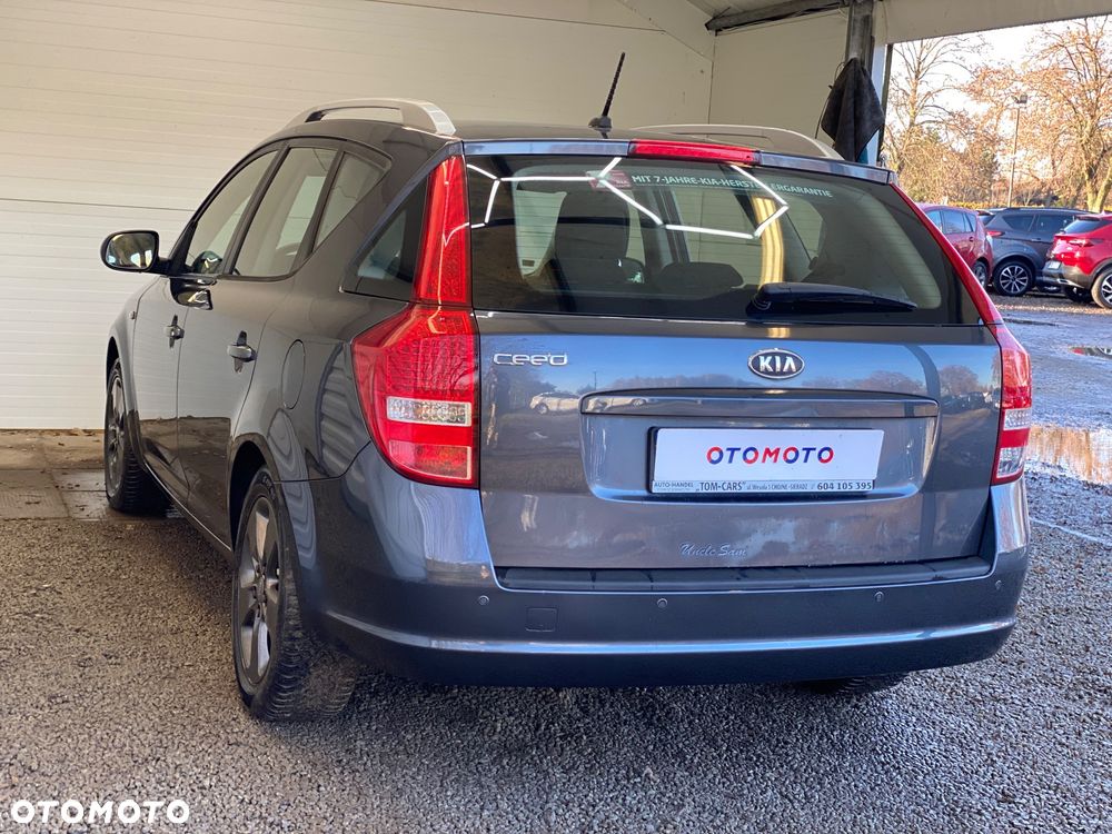 Kia Ceed 1.4 Comfort + - 24