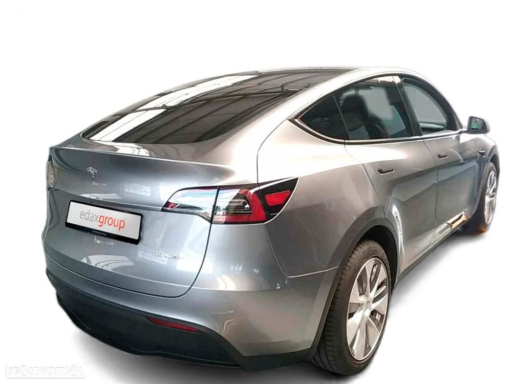 Tesla Model Y Long Range Dual Motor AWD - 2