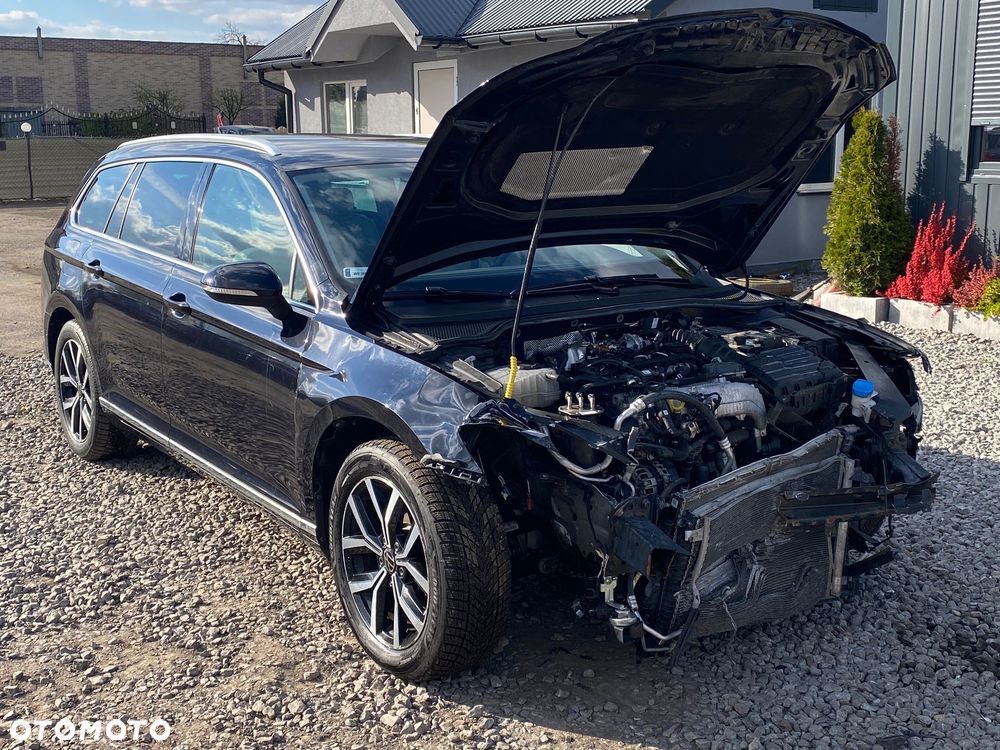 Volkswagen Passat 2.0 TDI Elegance DSG - 8