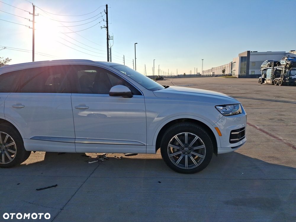 Audi Q7 3.0 TFSI Quattro Tiptronic - 6