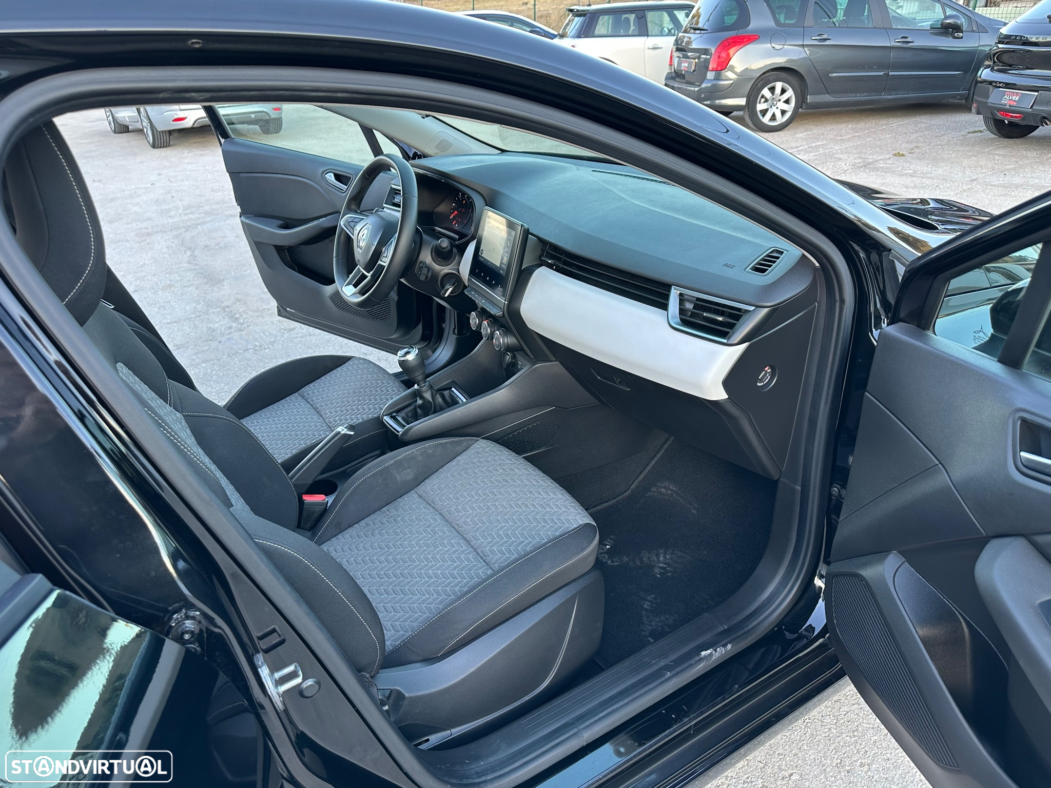 Renault Clio 1.5 Blue dCi Evolution - 21