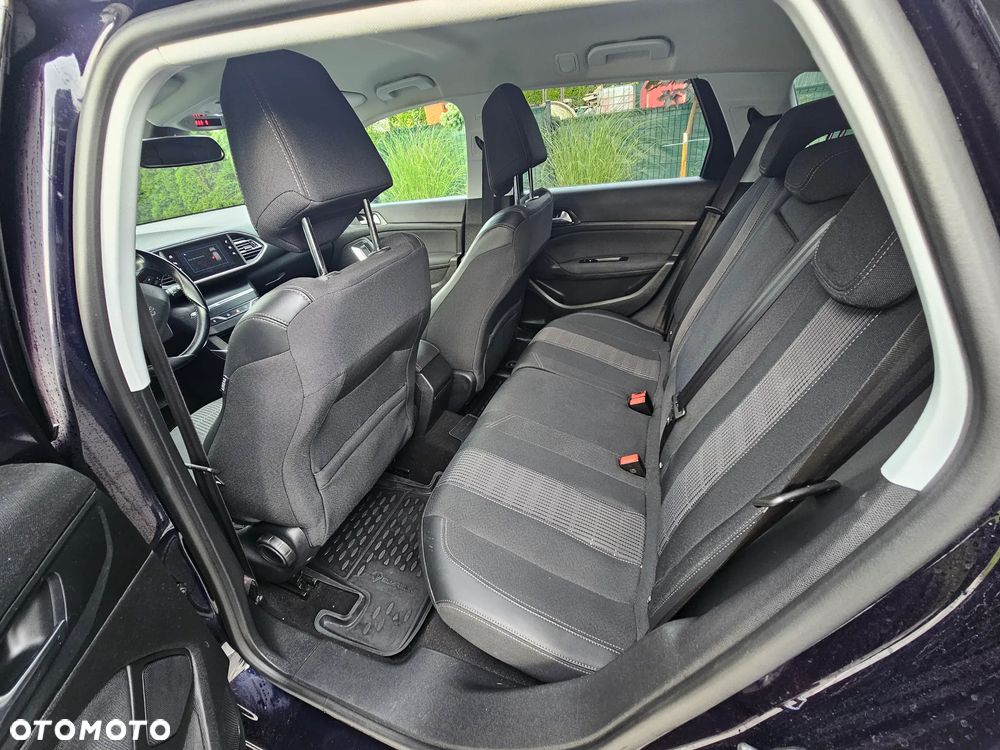 Peugeot 308 BlueHDi 130 Stop & Start Allure - 13