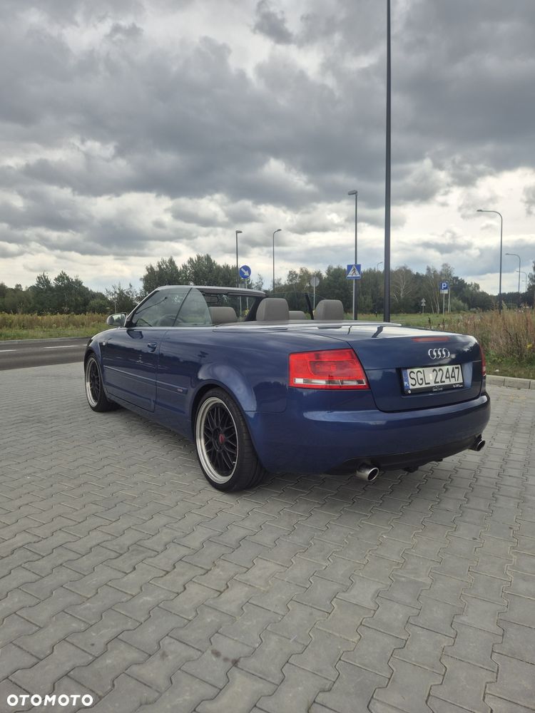 Audi A4 Cabrio - 4