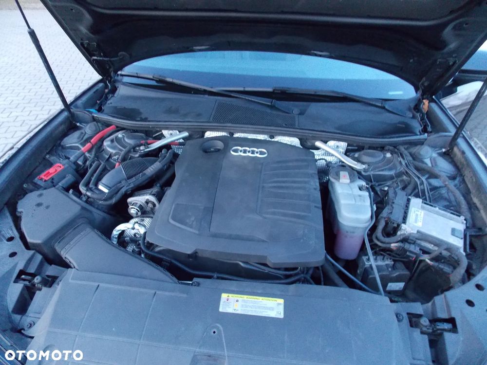 Audi A6 Avant 40 TDI S tronic design - 28