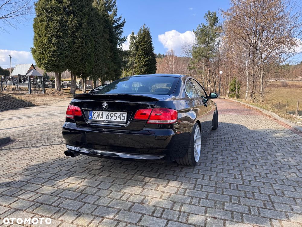 BMW Seria 3 325i - 6