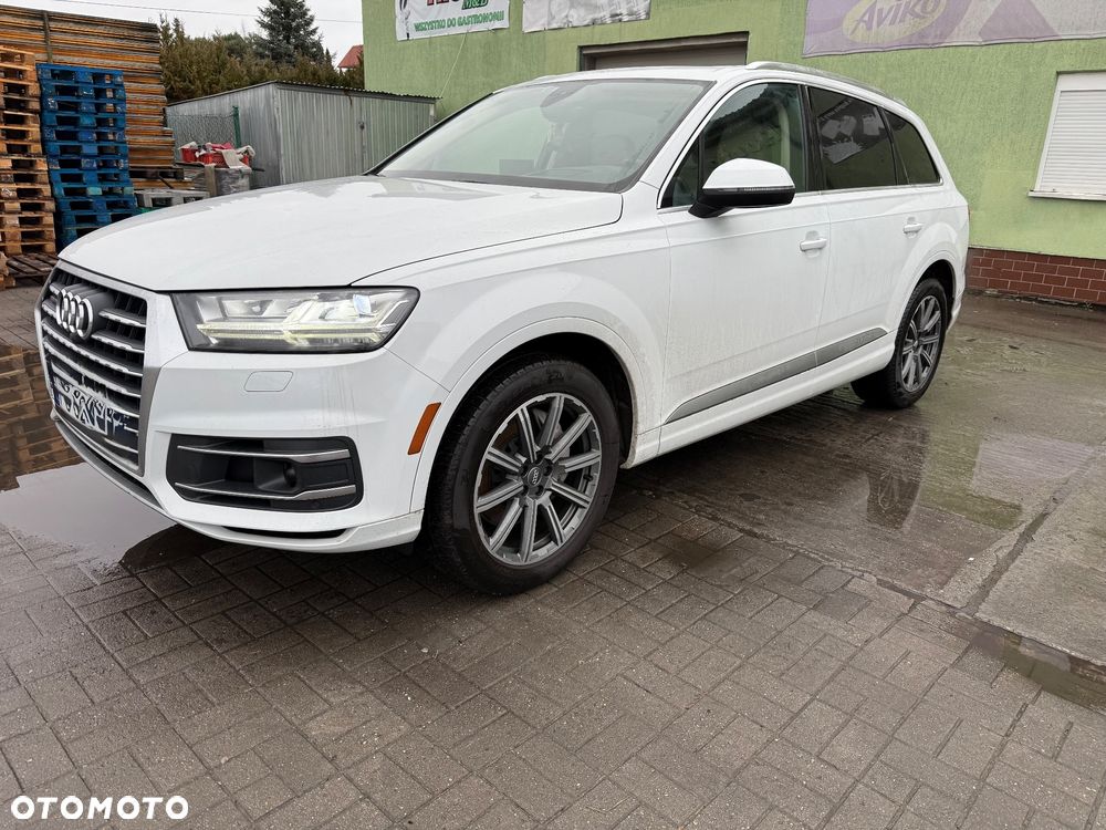 Audi Q7 3.0 TFSI Quattro Tiptronic - 1