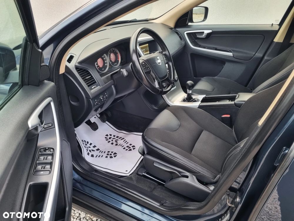 Volvo XC 60 DRIVe Kinetic - 8