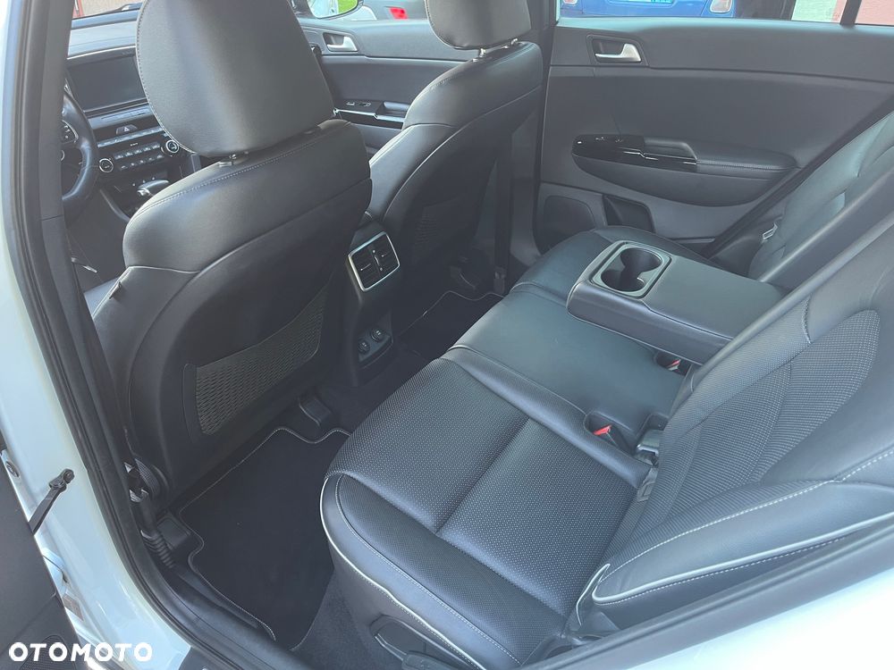 Kia Sportage 1.6 T-GDI AWD DCT GT LINE - 18