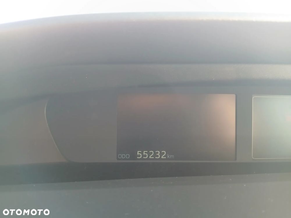 Toyota Prius Hybrid - 9