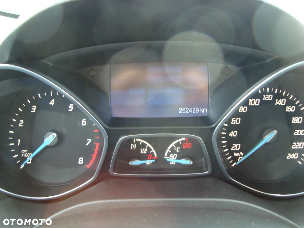 Ford Kuga - 9