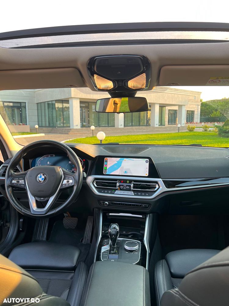 BMW Seria 3 320i Aut. Sport Line - 15