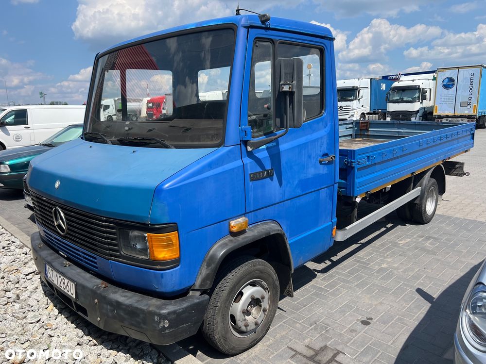 Mercedes-Benz Vario 507 kaczka - 2