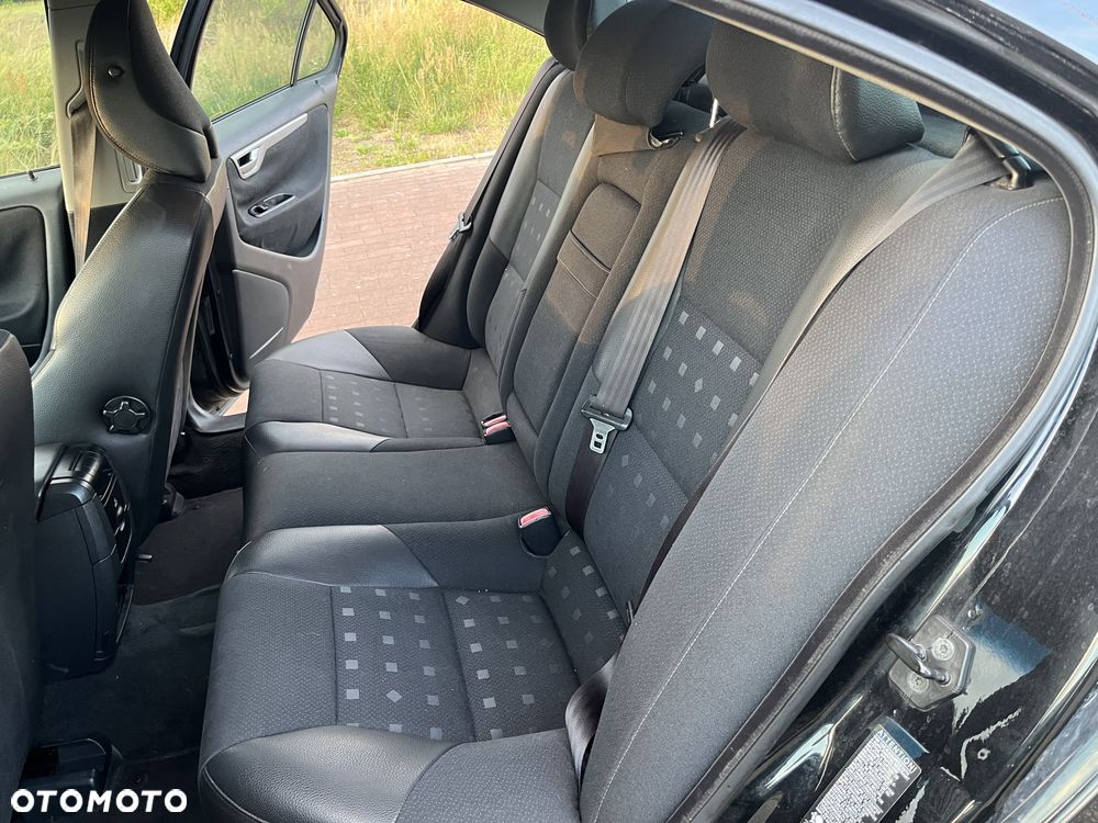 Volvo S60 - 19
