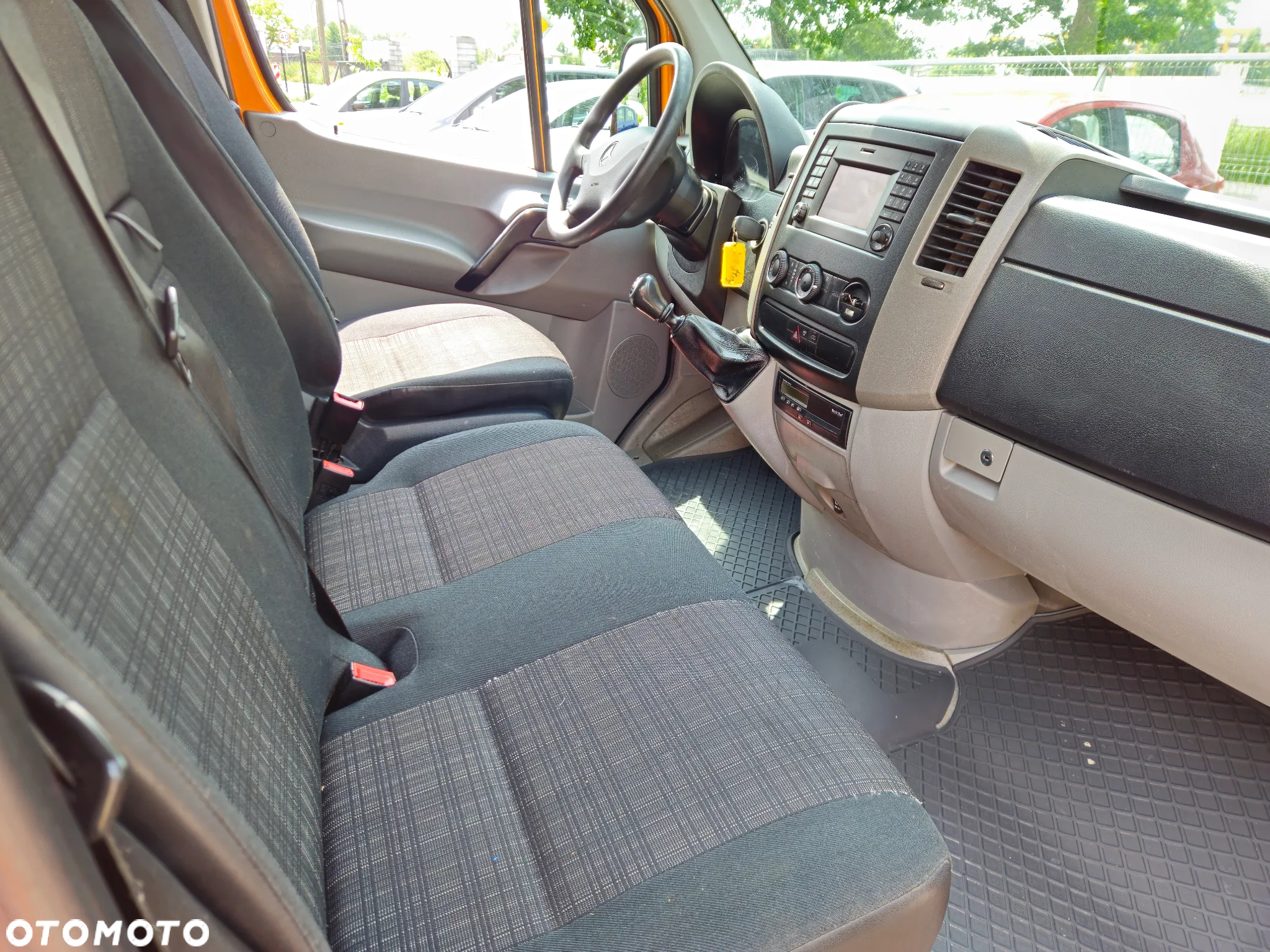 Mercedes-Benz SPRINTER DOKA KLIMA 7 OSÓB LIFT - 32