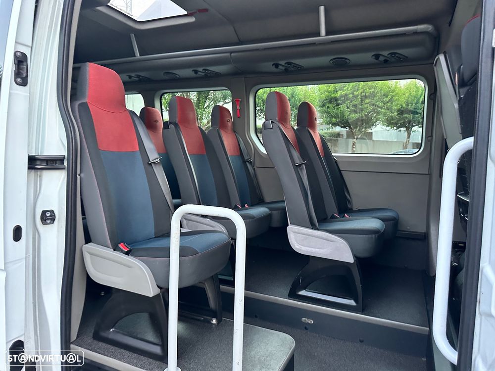 Renault Master 17 Lugares - 23