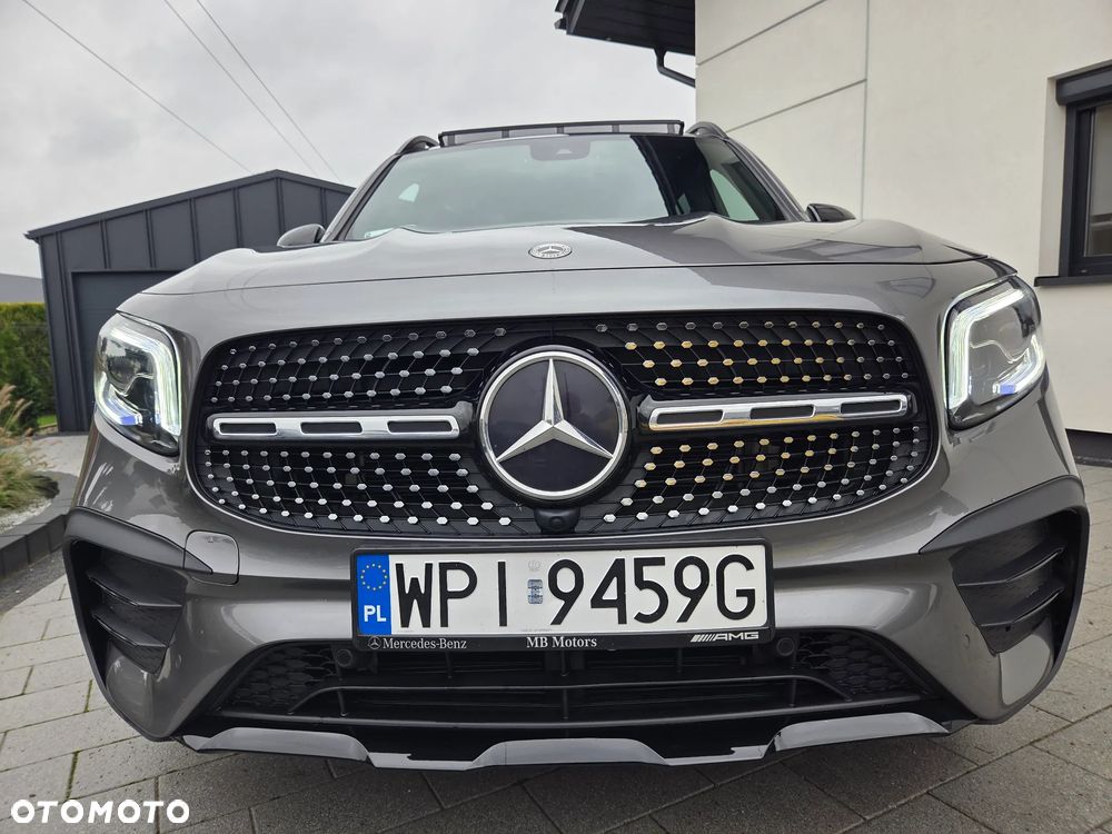 Mercedes-Benz GLB 250 4-Matic AMG Line 8G-DCT - 12