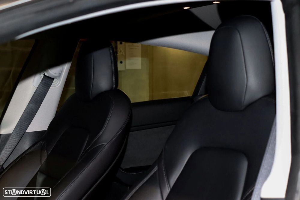 Tesla Model 3 Standard RWD Plus - 11