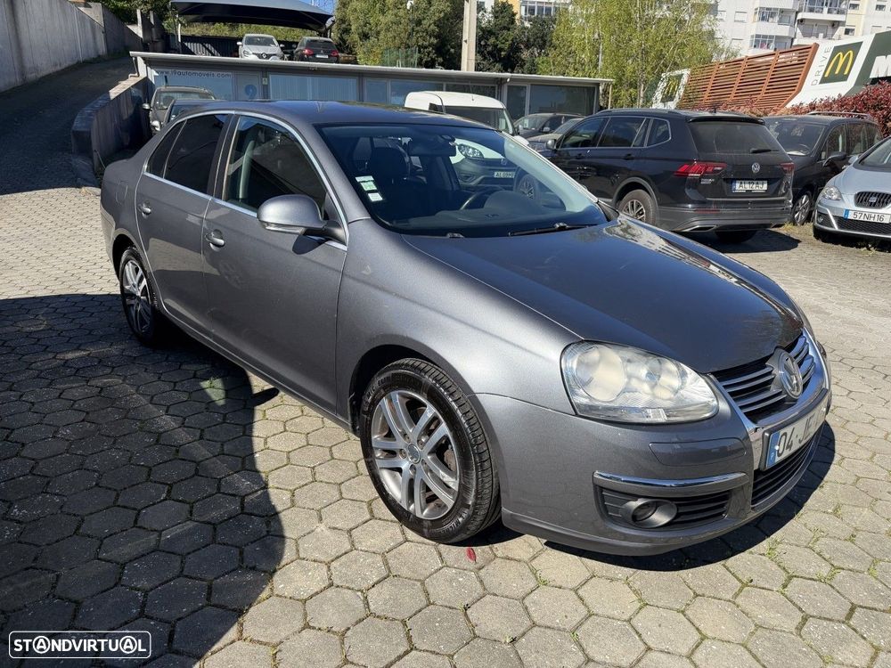 VW Jetta 1.6 TDi Trendline BM - 4