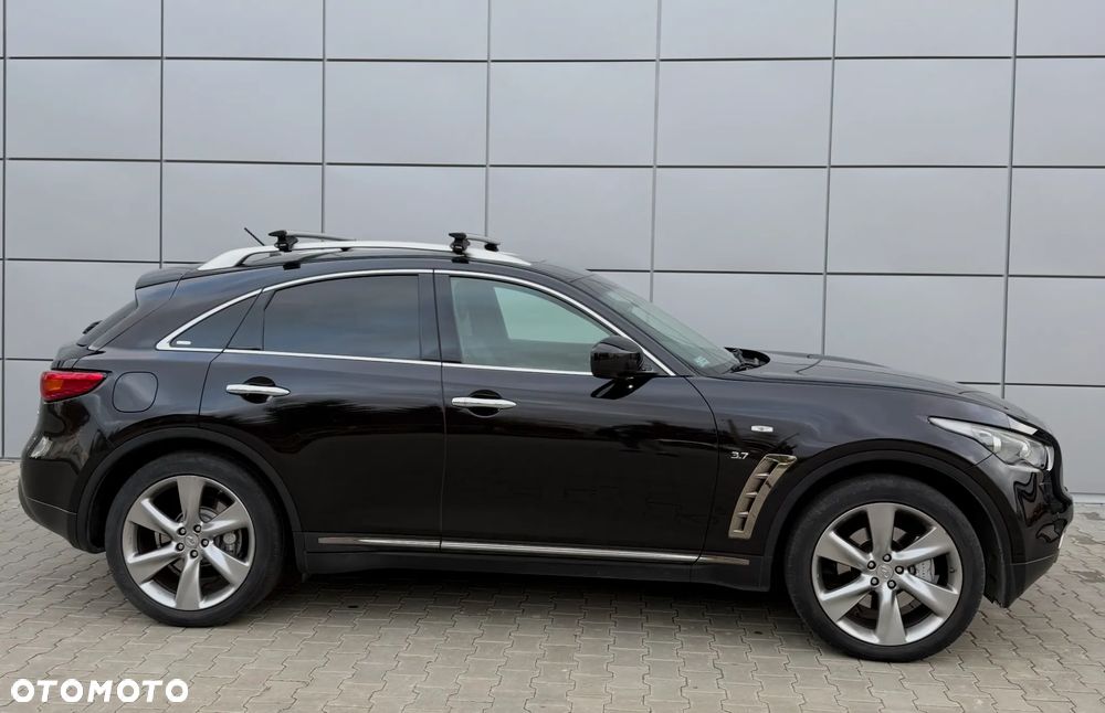 Infiniti Q70 ver-3-7-awd-s - 1