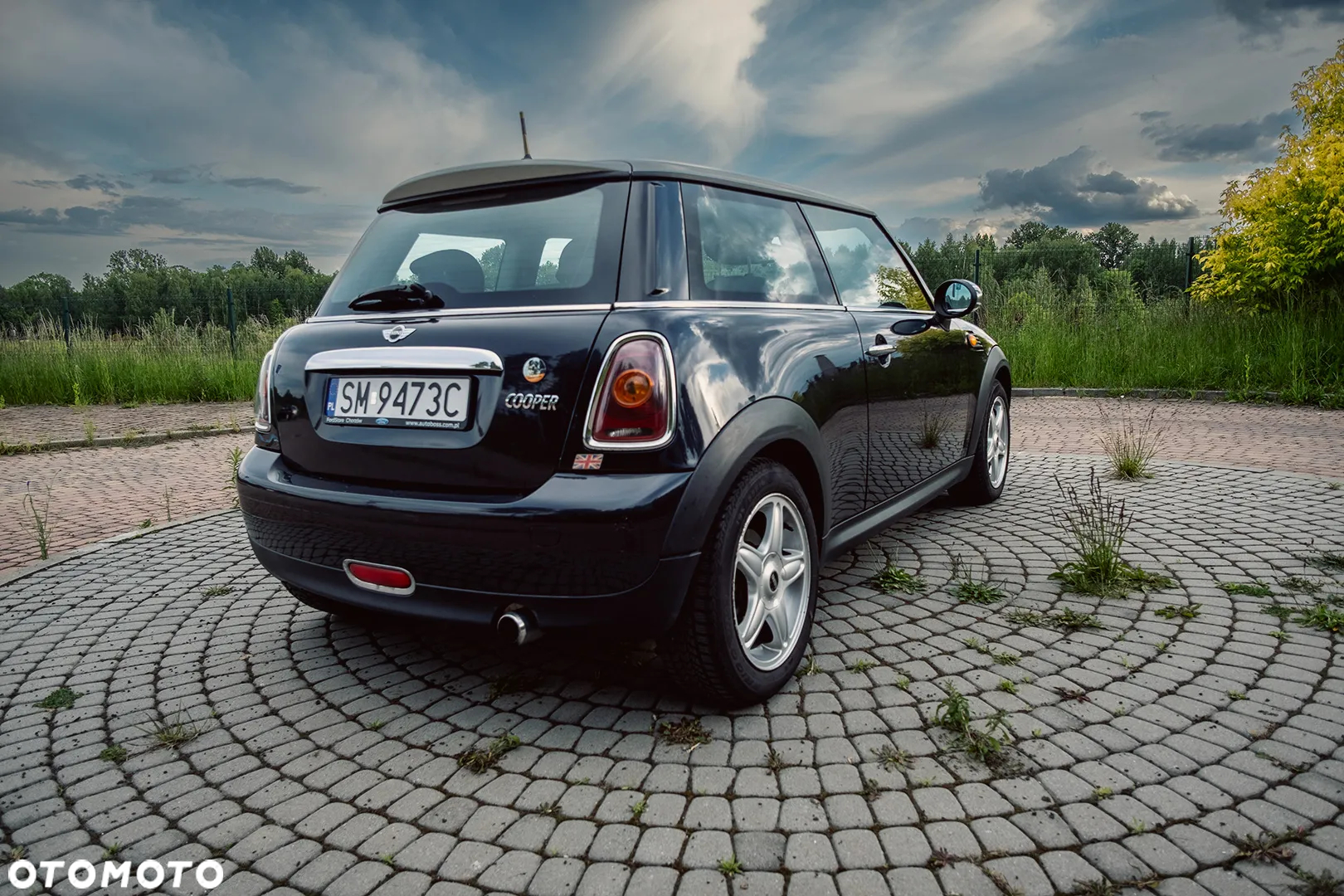 MINI Cooper Standard - 3