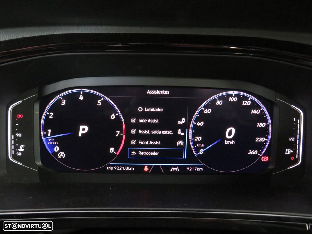 VW T-Roc 1.5 TSI R-Line DSG - 23