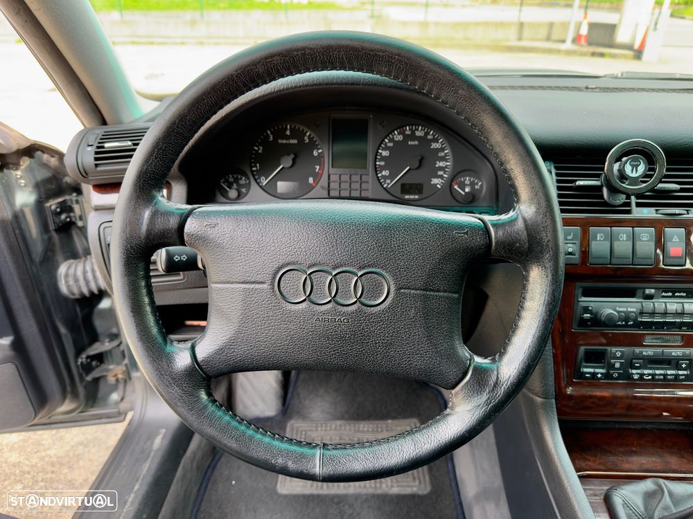 Audi A8 2.8 - 11