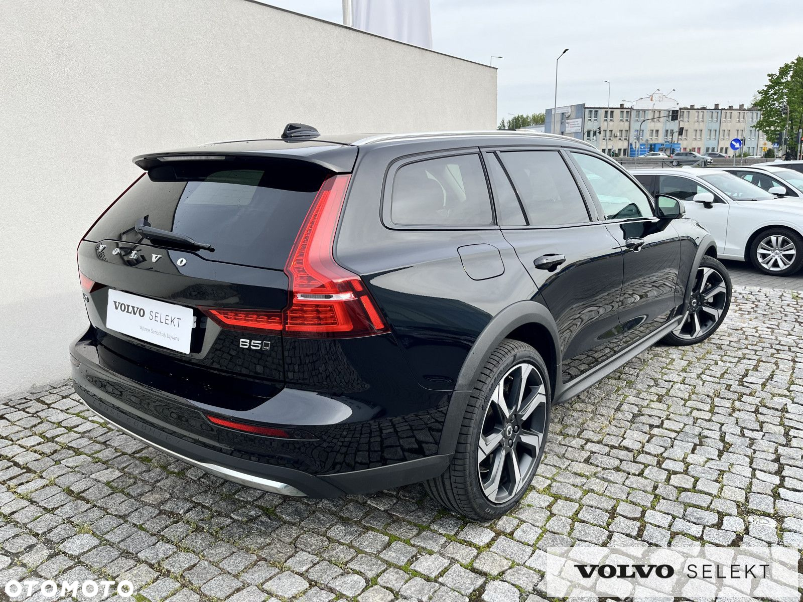 Volvo V60 Cross Country - 7