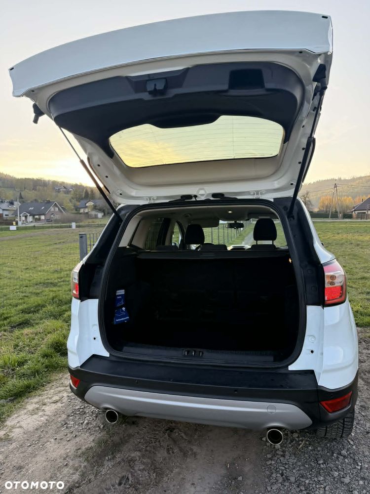 Ford Kuga 2.0 TDCi 4x4 Titanium - 9