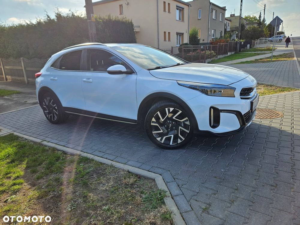 Kia XCeed - 25