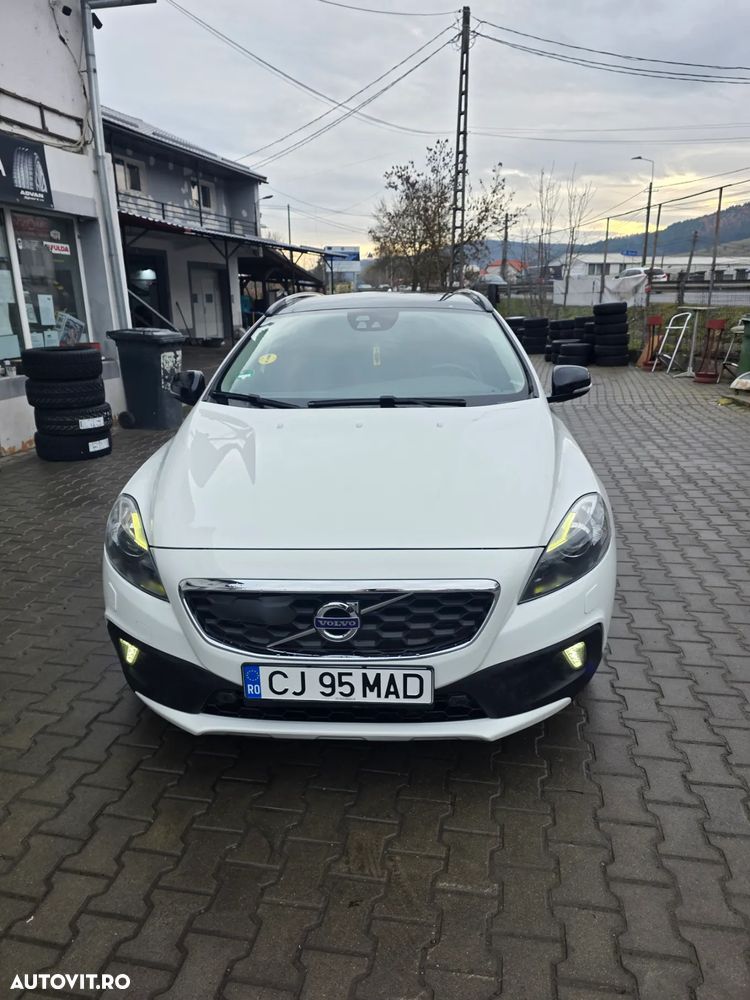 Volvo V40 Cross Country D4 Geartronic You - 1