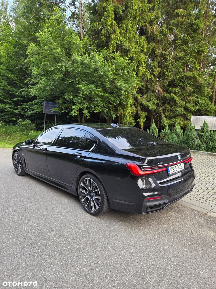 BMW Seria 7 - 11