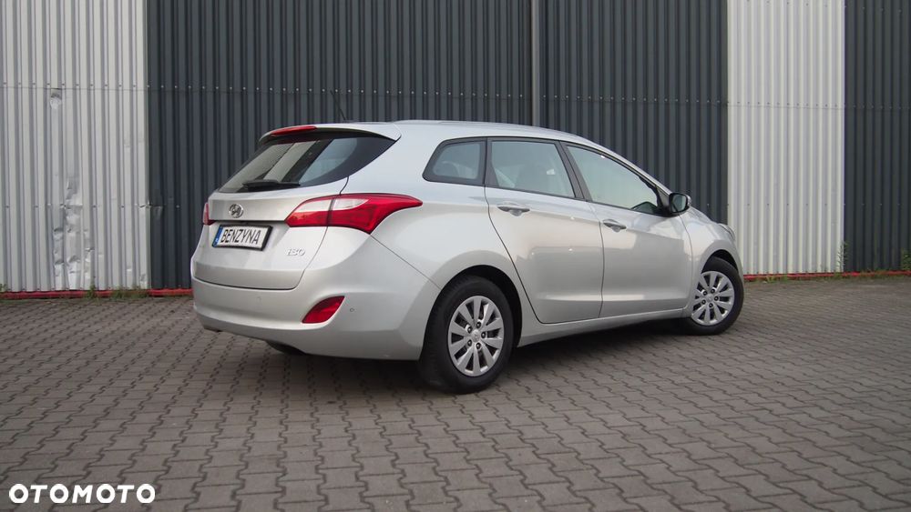Hyundai i30 1.4 Family - 5