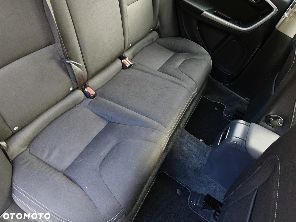 Volvo V60 D2 - 21