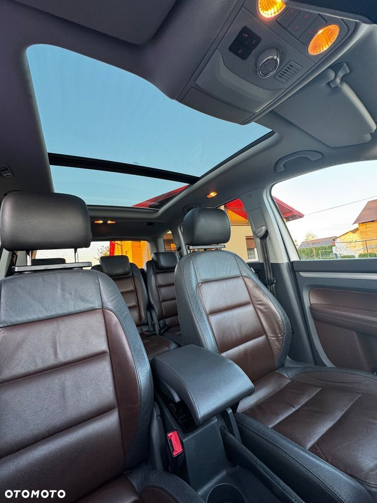 Volkswagen Touran 2.0 TDI DPF DSG R-Line Edition - 8