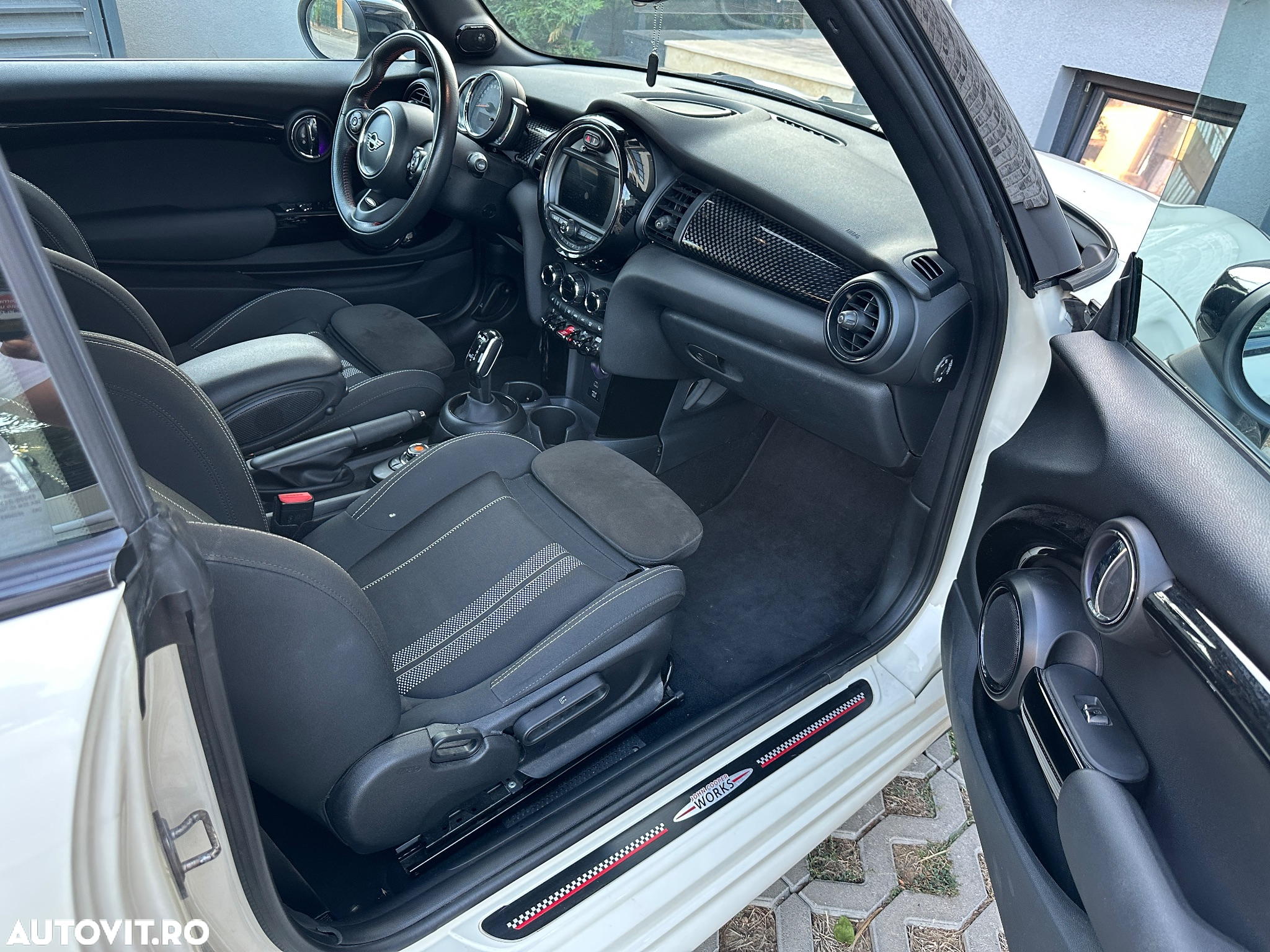Mini Cooper S Sport-Aut. - 17