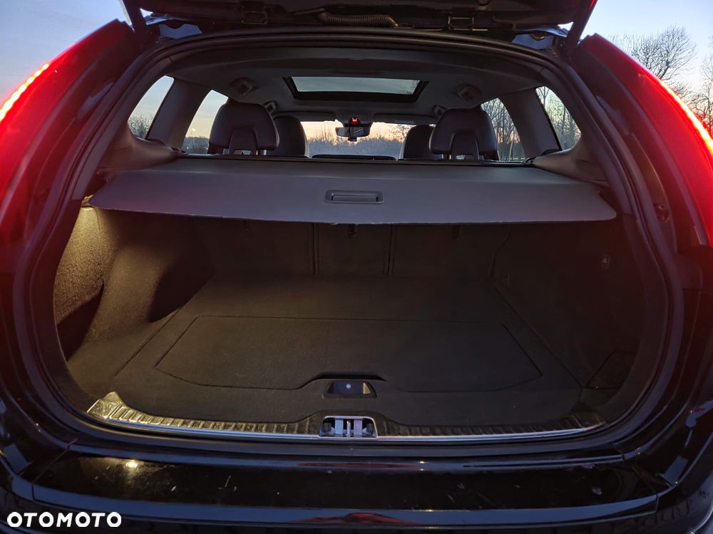 Volvo XC 60 D3 Drive-E Summum - 16